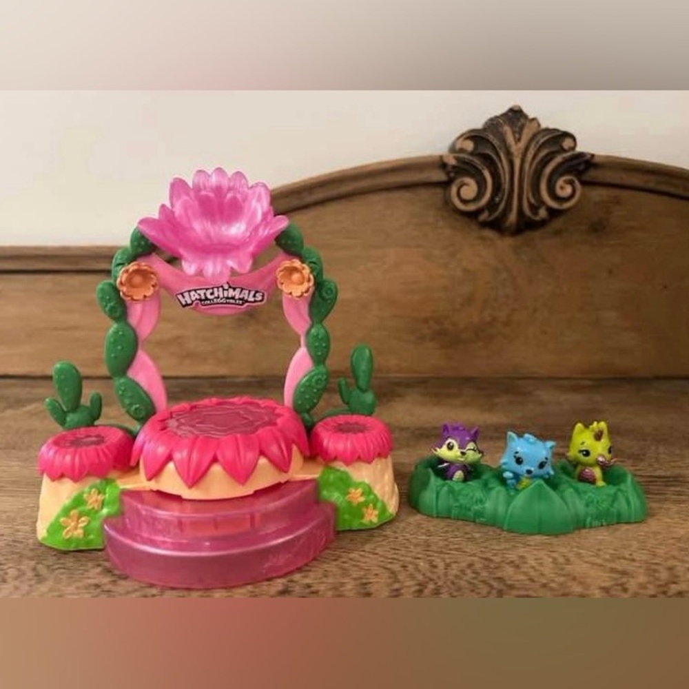 Hatchimals CollEGGtibles,
Talent Show